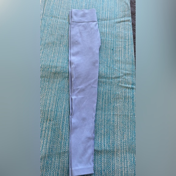 Ribbed workout set - Picture 3 of 7